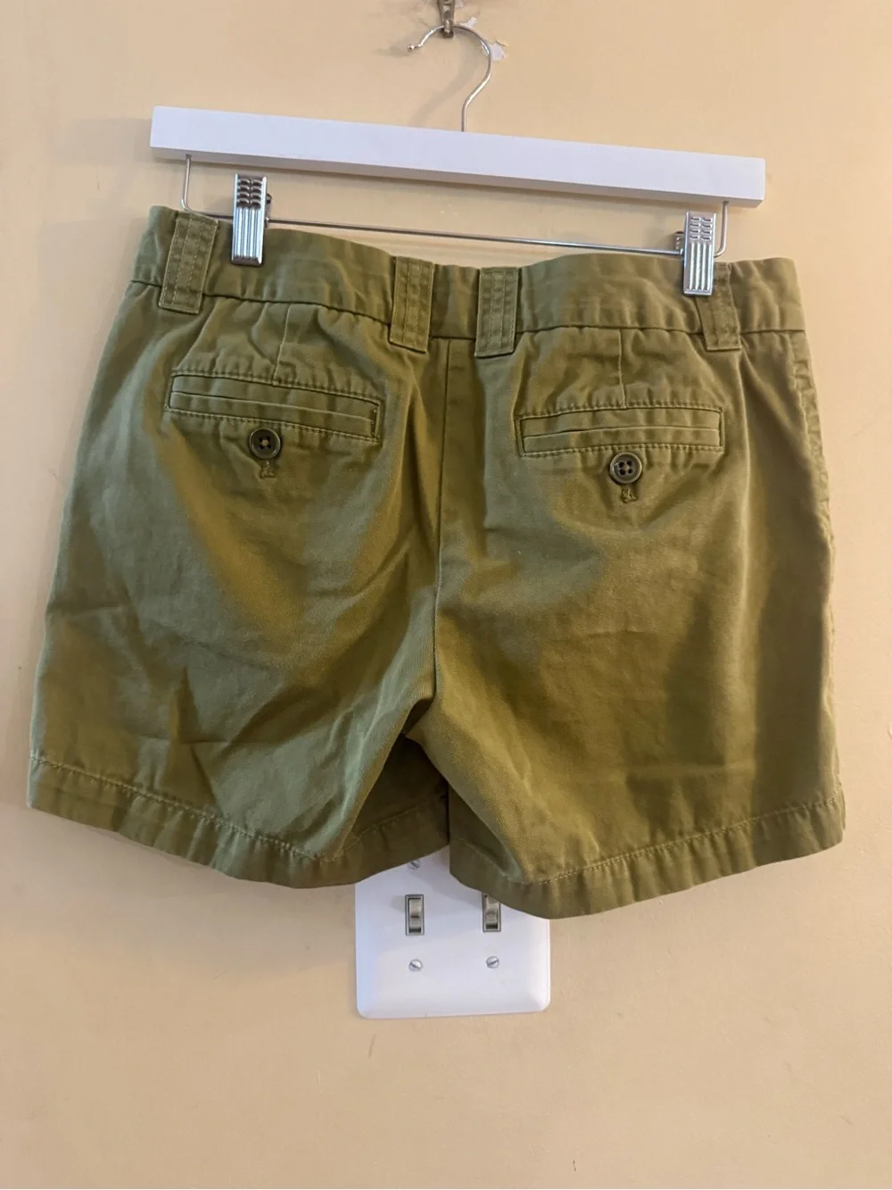 J Crew Olive Green Women's Casual Chino Shorts City fit, size 4